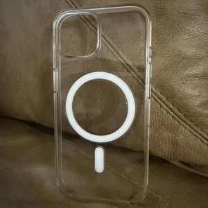 Apple MagSafe Clear iPhone 15 Case